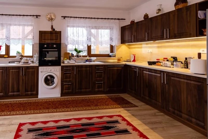 Ciceu Cazare | Motel (K1483-3) Imaginea poate fi supusă drepturilor de autor. Se recomandă contactarea titularului drepturilor.