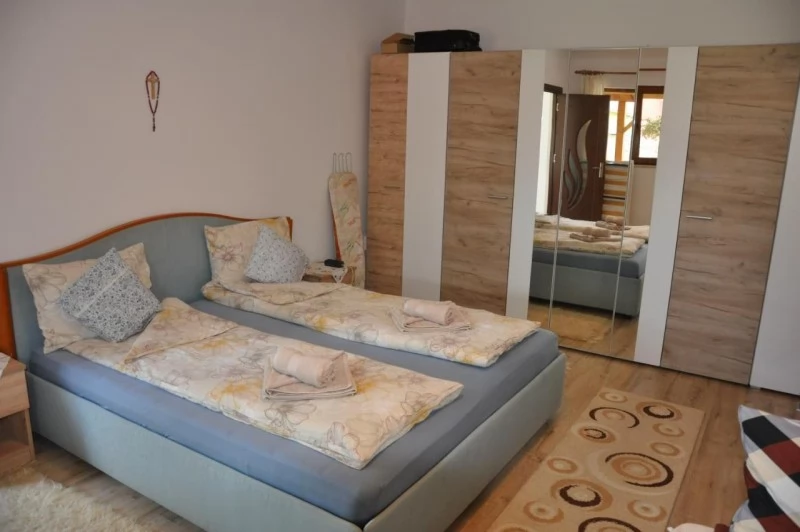 Csíkcsicsó Szállás | Motel (K1483-6) A kép szerzői jogvédelem alatt állhat. Javasolt a kapcsolatfelvétel a jog tulajdonossal.