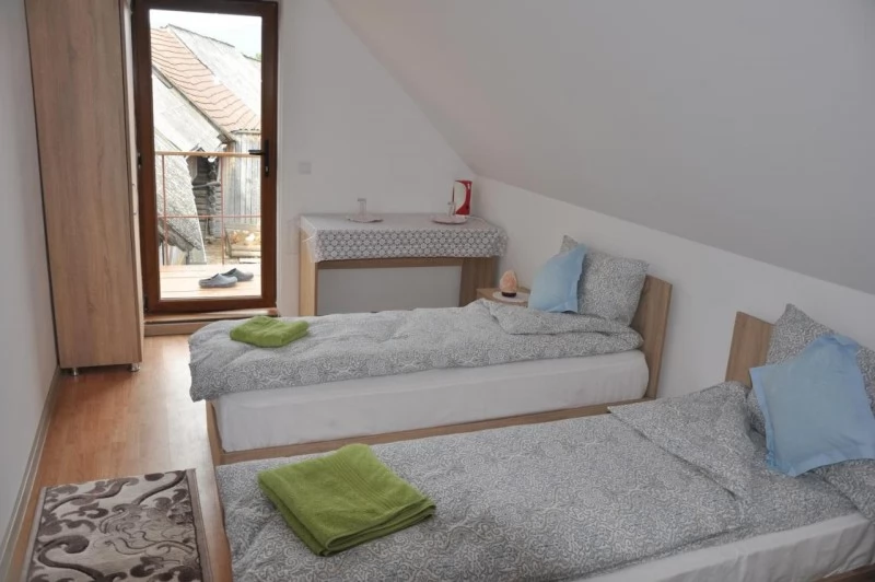 Ciceu Cazare | Motel (K1483-14) Imaginea poate fi supusă drepturilor de autor. Se recomandă contactarea titularului drepturilor.