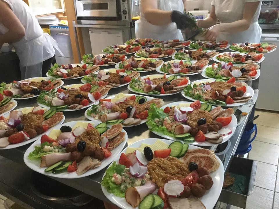 Csíkszentdomokos Szállás | Motel (K1392-4) A kép szerzői jogvédelem alatt állhat. Javasolt a kapcsolatfelvétel a jog tulajdonossal.