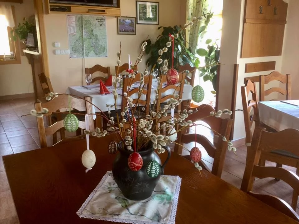 Sândominic Cazare | Motel (K1392-60) Imaginea poate fi supusă drepturilor de autor. Se recomandă contactarea titularului drepturilor.