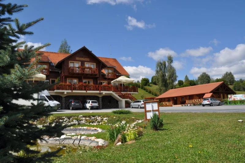 Sândominic Cazare | Motel (K1392-71) Imaginea poate fi supusă drepturilor de autor. Se recomandă contactarea titularului drepturilor.