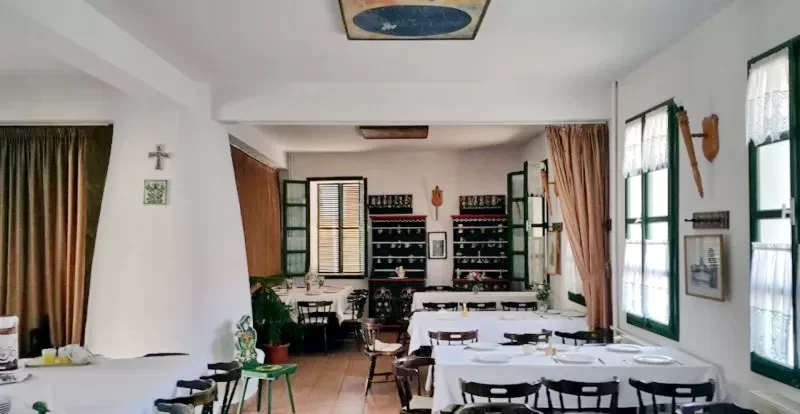 Oradea Cazare | Motel (K0952-28) Imaginea poate fi supusă drepturilor de autor. Se recomandă contactarea titularului drepturilor.