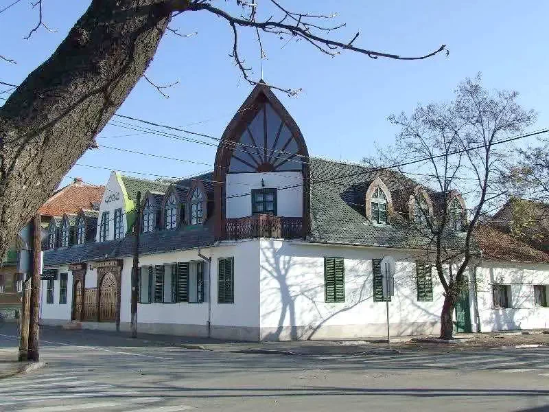 Oradea Cazare | Motel (K0952-36) Imaginea poate fi supusă drepturilor de autor. Se recomandă contactarea titularului drepturilor.