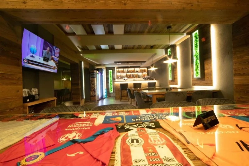 Târgu Secuiesc Cazare | Motel (K1427-22) Imaginea poate fi supusă drepturilor de autor. Se recomandă contactarea titularului drepturilor.