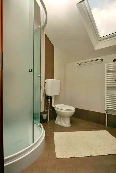 Kézdivásárhely Szállás | Motel (K1427-42) A kép szerzői jogvédelem alatt állhat. Javasolt a kapcsolatfelvétel a jog tulajdonossal.