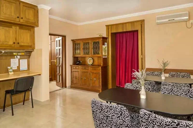  Cazare | Casă de oaspeți (K0850-6) Imaginea poate fi supusă drepturilor de autor. Se recomandă contactarea titularului drepturilor.