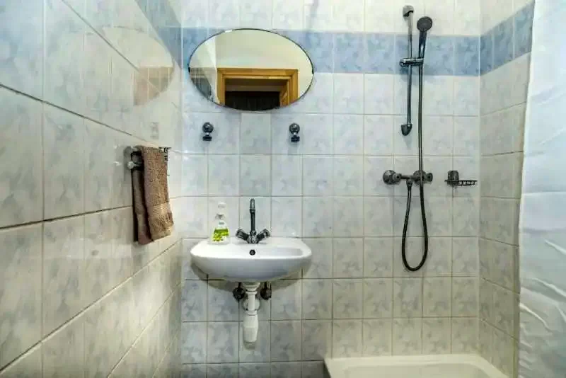  Cazare | Casă de oaspeți (K0850-18) Imaginea poate fi supusă drepturilor de autor. Se recomandă contactarea titularului drepturilor.