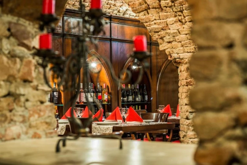 Sibiu Cazare | Hotel*** (K1561-5) Imaginea poate fi supusă drepturilor de autor. Se recomandă contactarea titularului drepturilor.