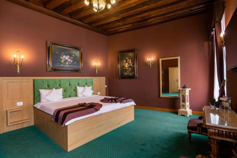 Sibiu Cazare | Hotel*** (K1561-15) Imaginea poate fi supusă drepturilor de autor. Se recomandă contactarea titularului drepturilor.