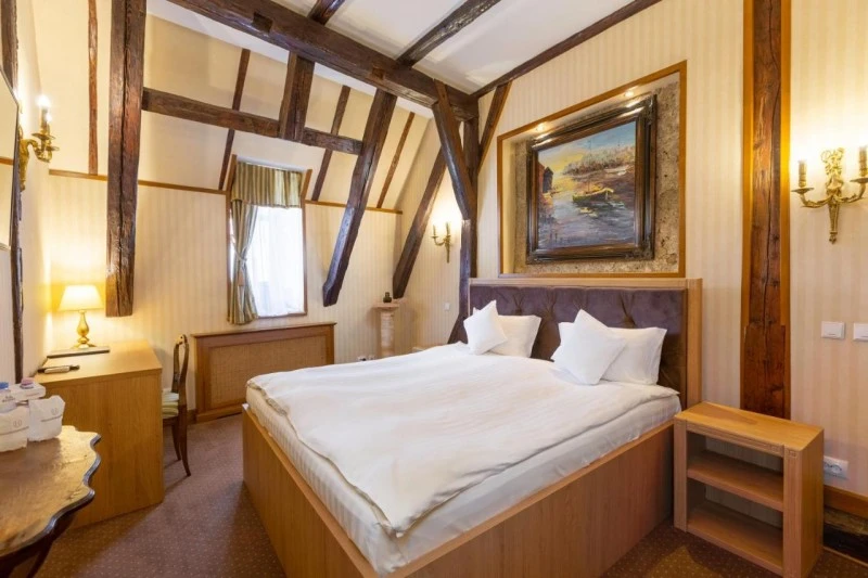 Sibiu Cazare | Hotel*** (K1561-27) Imaginea poate fi supusă drepturilor de autor. Se recomandă contactarea titularului drepturilor.