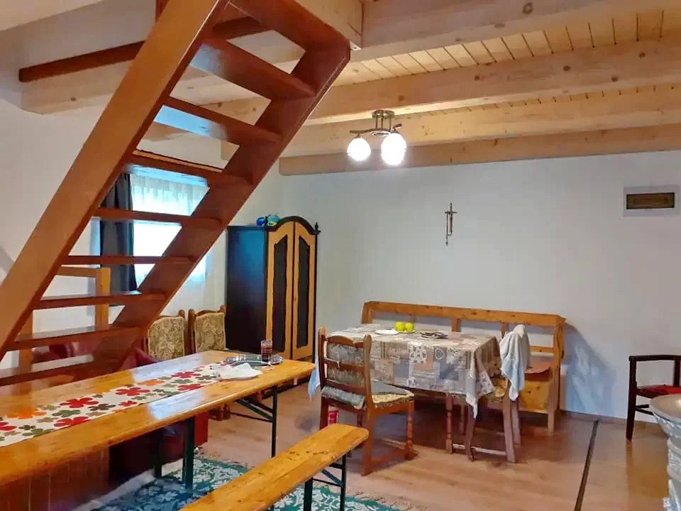 Csíkszentimre Szállás | Panzió (K1401-2) A kép szerzői jogvédelem alatt állhat. Javasolt a kapcsolatfelvétel a jog tulajdonossal.
