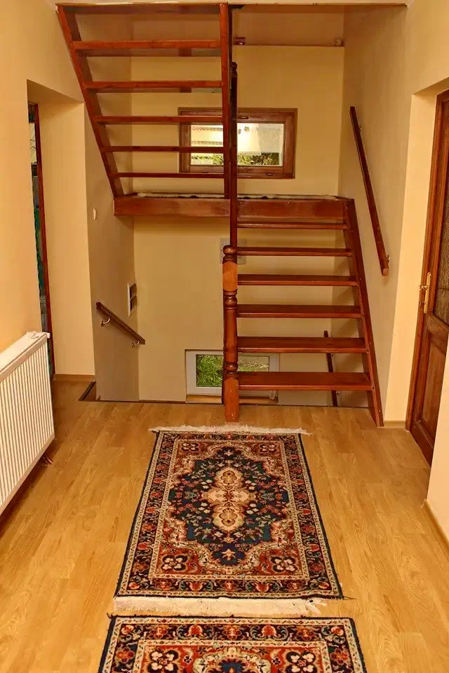 Sântimbru Cazare | Motel (K1401-5) Imaginea poate fi supusă drepturilor de autor. Se recomandă contactarea titularului drepturilor.