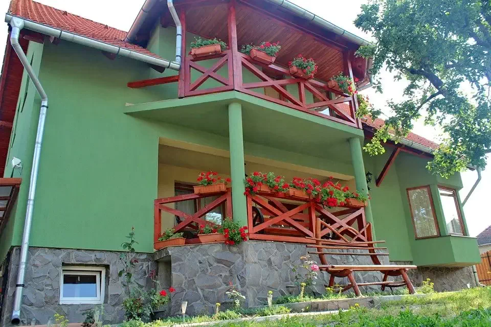 Sântimbru Cazare | Motel (K1401-6) Imaginea poate fi supusă drepturilor de autor. Se recomandă contactarea titularului drepturilor.