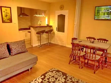  Cazare | Hotel**** (K1350-6) Imaginea poate fi supusă drepturilor de autor. Se recomandă contactarea titularului drepturilor.