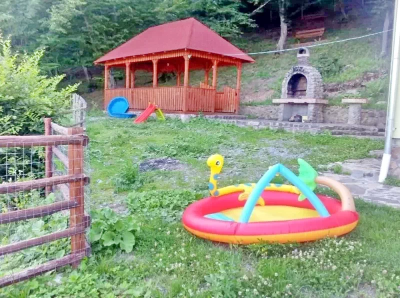 Szováta Szállás | Vendégház (K1426-18) A kép szerzői jogvédelem alatt állhat. Javasolt a kapcsolatfelvétel a jog tulajdonossal.