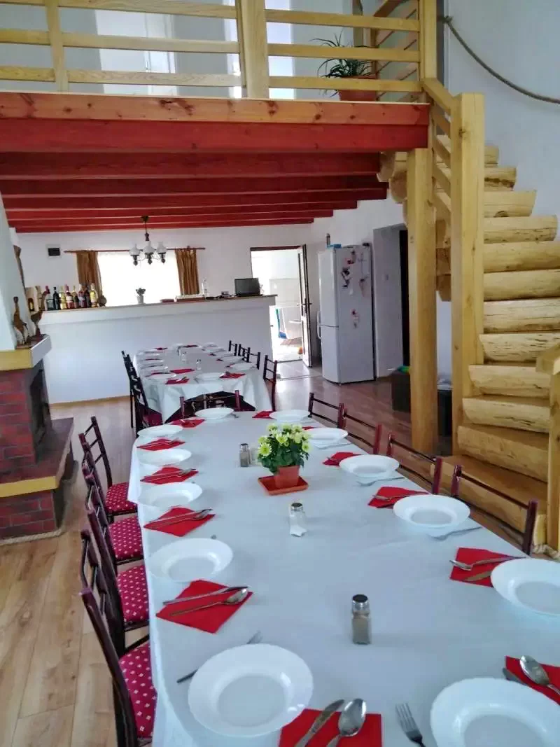 Târnovița Cazare | Motel (K0101-4) Imaginea poate fi supusă drepturilor de autor. Se recomandă contactarea titularului drepturilor.