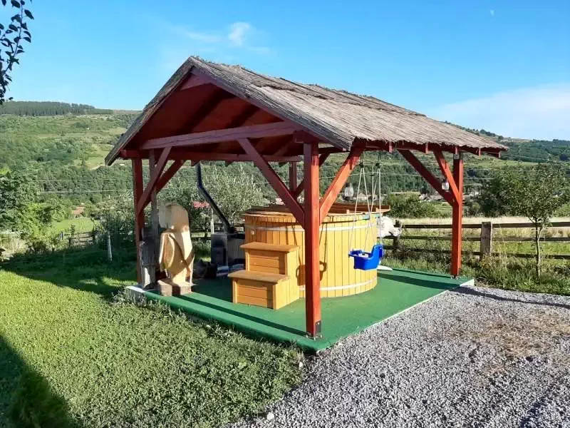 Târnovița Cazare | Motel (K0101-5) Imaginea poate fi supusă drepturilor de autor. Se recomandă contactarea titularului drepturilor.