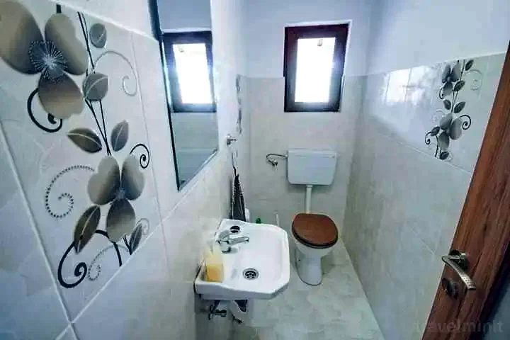 Târnovița Cazare | Motel (K0101-9) Imaginea poate fi supusă drepturilor de autor. Se recomandă contactarea titularului drepturilor.