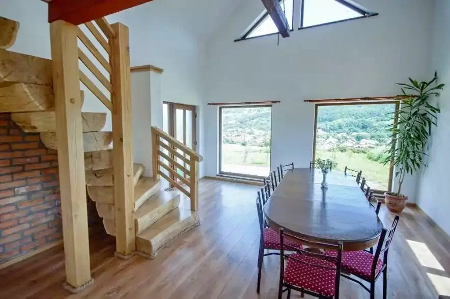 Târnovița Cazare | Motel (K0101-14) Imaginea poate fi supusă drepturilor de autor. Se recomandă contactarea titularului drepturilor.