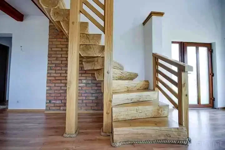 Küküllőkeményfalva Szállás | Motel (K0101-17) A kép szerzői jogvédelem alatt állhat. Javasolt a kapcsolatfelvétel a jog tulajdonossal.