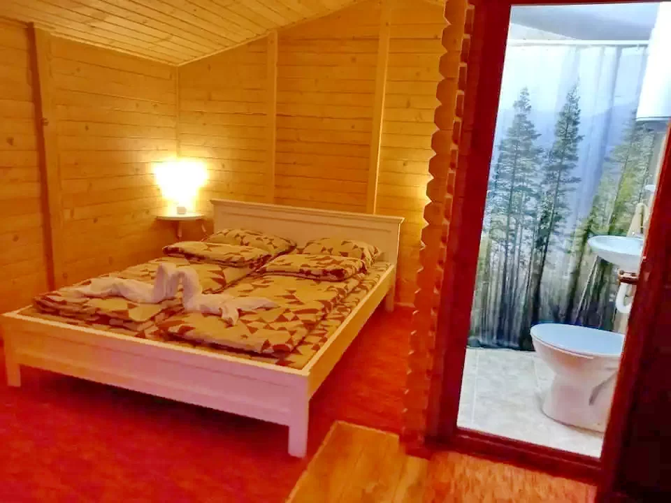 Târnovița Cazare | Motel (K0101-36) Imaginea poate fi supusă drepturilor de autor. Se recomandă contactarea titularului drepturilor.