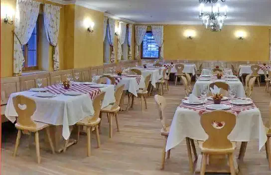 Harghita-Băi Cazare | Hotel*** (K0780-16) Imaginea poate fi supusă drepturilor de autor. Se recomandă contactarea titularului drepturilor.