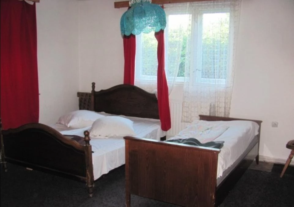 Băile Tușnad Cazare | Motel (K0415-13) Imaginea poate fi supusă drepturilor de autor. Se recomandă contactarea titularului drepturilor.