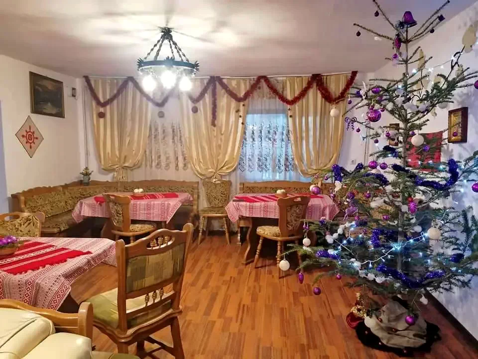 Komandó Szállás | Motel (K0446-15) A kép szerzői jogvédelem alatt állhat. Javasolt a kapcsolatfelvétel a jog tulajdonossal.