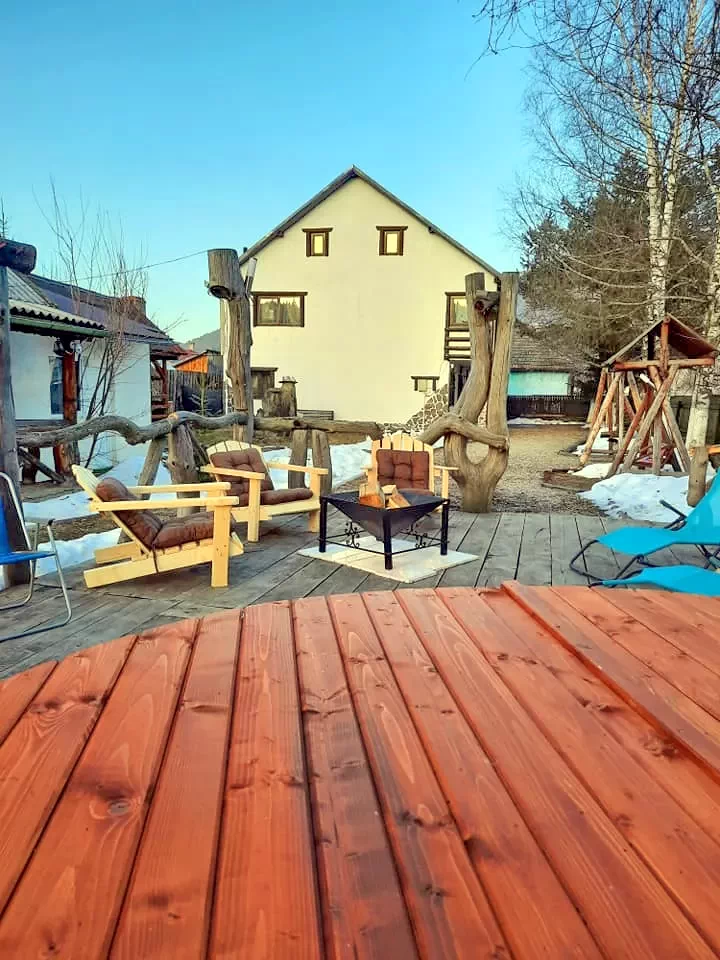 Komandó Szállás | Motel (K0446-57) A kép szerzői jogvédelem alatt állhat. Javasolt a kapcsolatfelvétel a jog tulajdonossal.