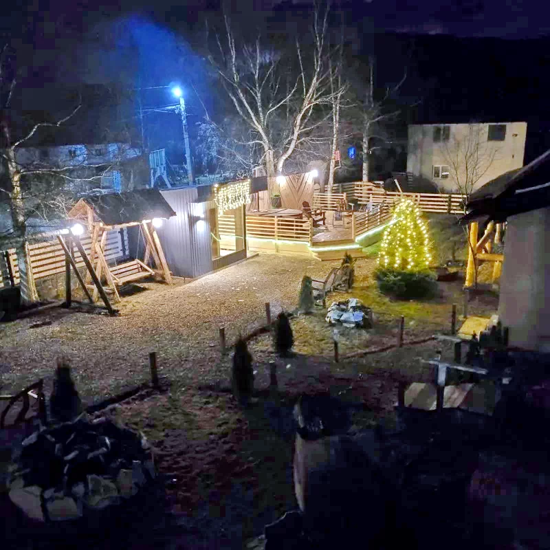 Komandó Szállás | Motel (K0446-73) A kép szerzői jogvédelem alatt állhat. Javasolt a kapcsolatfelvétel a jog tulajdonossal.