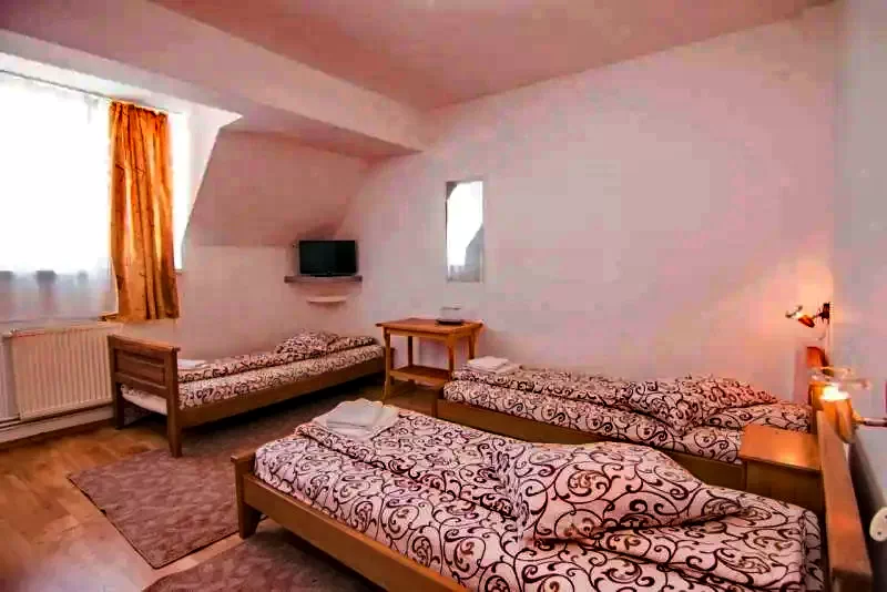 Șelimbăr Cazare | Hotel*** (K0073-10) Imaginea poate fi supusă drepturilor de autor. Se recomandă contactarea titularului drepturilor.