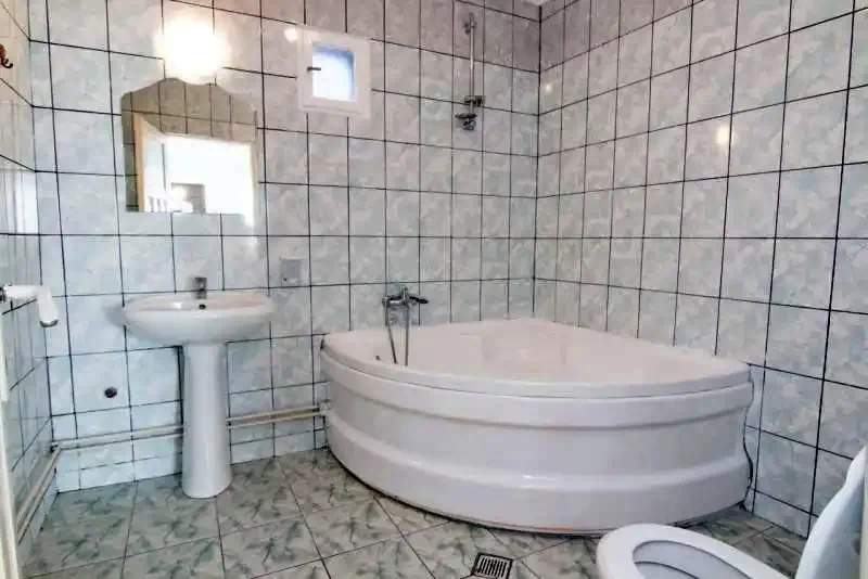 Șelimbăr Cazare | Hotel*** (K0073-11) Imaginea poate fi supusă drepturilor de autor. Se recomandă contactarea titularului drepturilor.