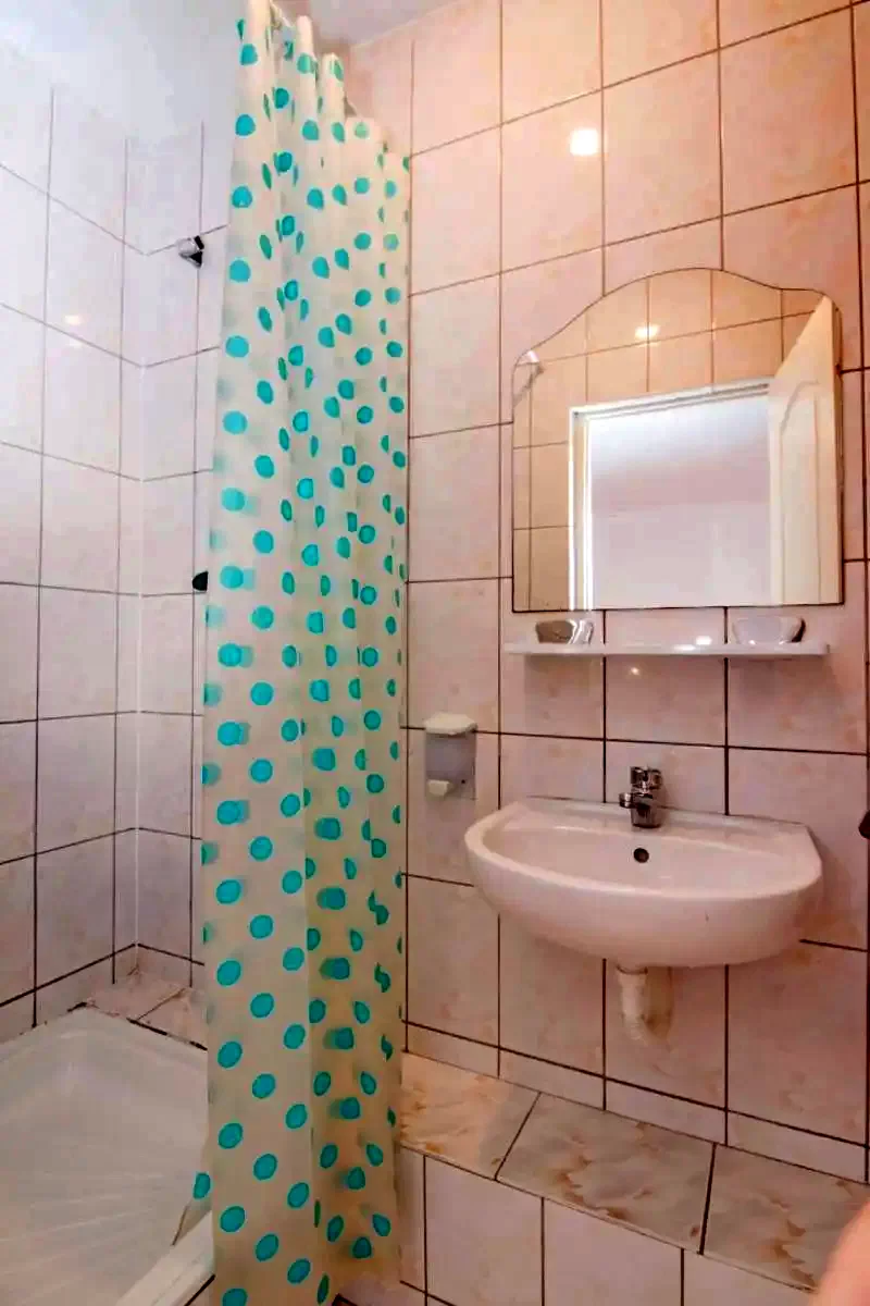 Șelimbăr Cazare | Motel (K0073-17) Imaginea poate fi supusă drepturilor de autor. Se recomandă contactarea titularului drepturilor.
