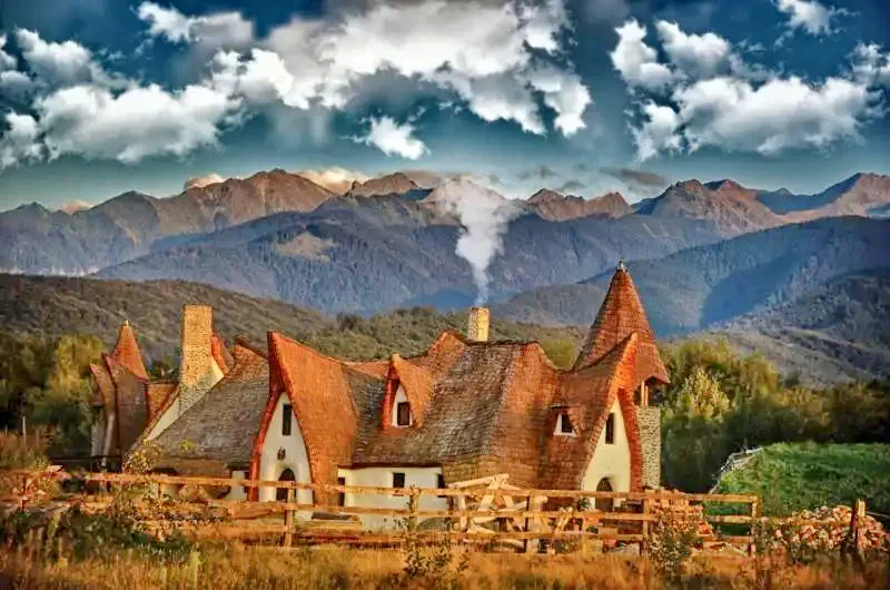 Castelul de Lut Valea Zanelor