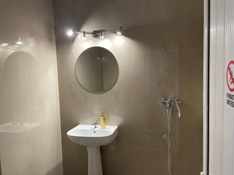 Băile Herculane Cazare | Motel (K0541-37) Imaginea poate fi supusă drepturilor de autor. Se recomandă contactarea titularului drepturilor.