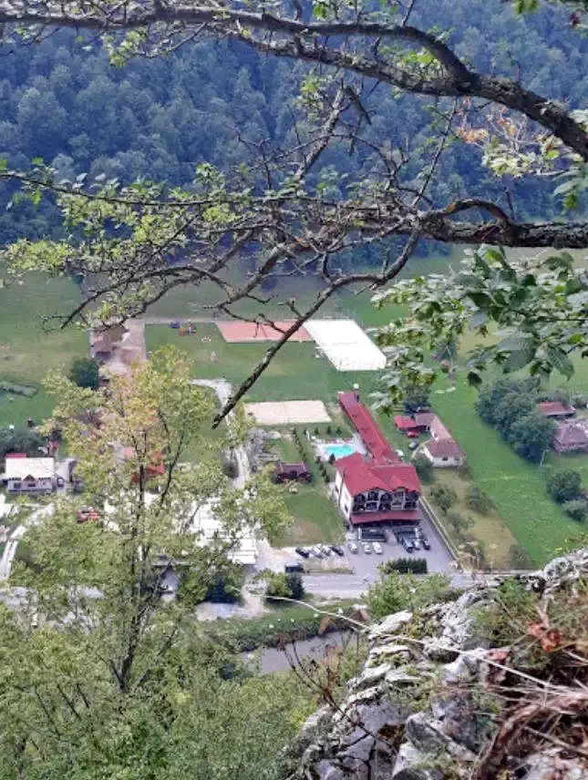 Cazare Remeti - Pensiunea Carpathia*** | Jádremete - Carpathia Panzió***. Imaginea poate fi supusă drepturilor de autor. Se recomandă contactarea titularului drepturilor.