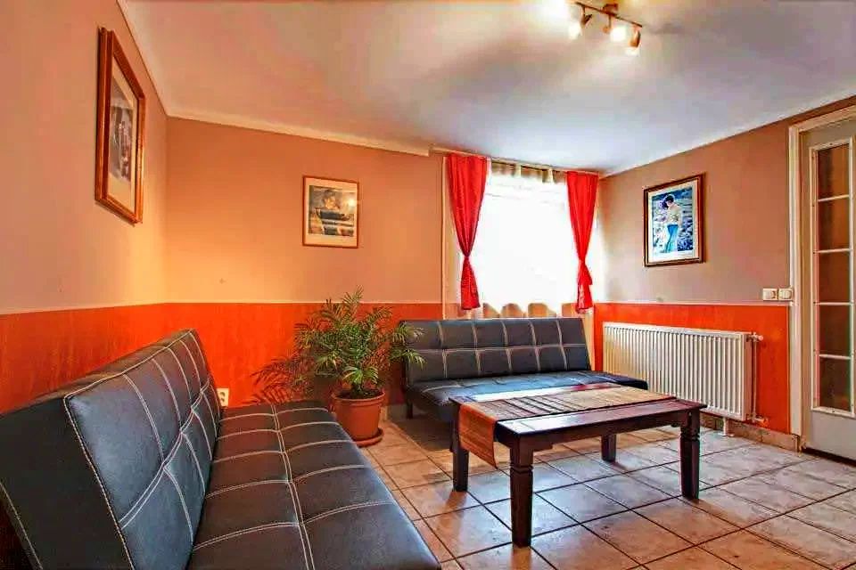  Cazare | Hotel**** (K0830-1) Imaginea poate fi supusă drepturilor de autor. Se recomandă contactarea titularului drepturilor.