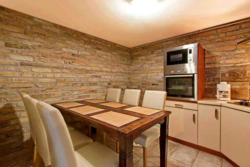  Cazare | Hotel**** (K0830-18) Imaginea poate fi supusă drepturilor de autor. Se recomandă contactarea titularului drepturilor.