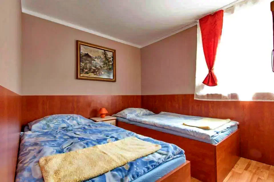  Cazare | Hotel**** (K0830-24) Imaginea poate fi supusă drepturilor de autor. Se recomandă contactarea titularului drepturilor.