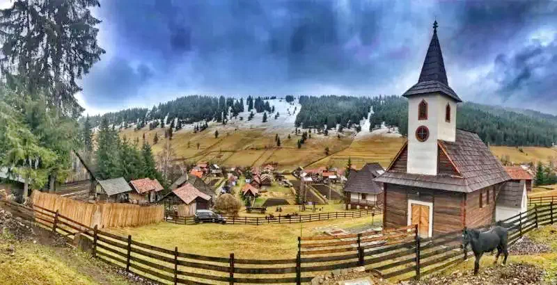 Lunca de Jos Cazare | Pensiune (K1262-3) Imaginea poate fi supusă drepturilor de autor. Se recomandă contactarea titularului drepturilor.
