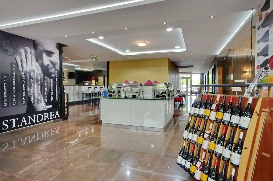 Gyula Szállás | Turisztikai panzió (K0798-2) A kép szerzői jogvédelem alatt állhat. Javasolt a kapcsolatfelvétel a jog tulajdonossal.