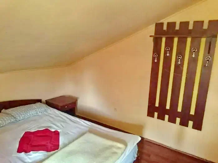 Comandău Cazare | Motel (K1223-15) Imaginea poate fi supusă drepturilor de autor. Se recomandă contactarea titularului drepturilor.