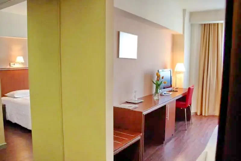 Temesvár Szállás | Hotel**** (K0911-13) A kép szerzői jogvédelem alatt állhat. Javasolt a kapcsolatfelvétel a jog tulajdonossal.