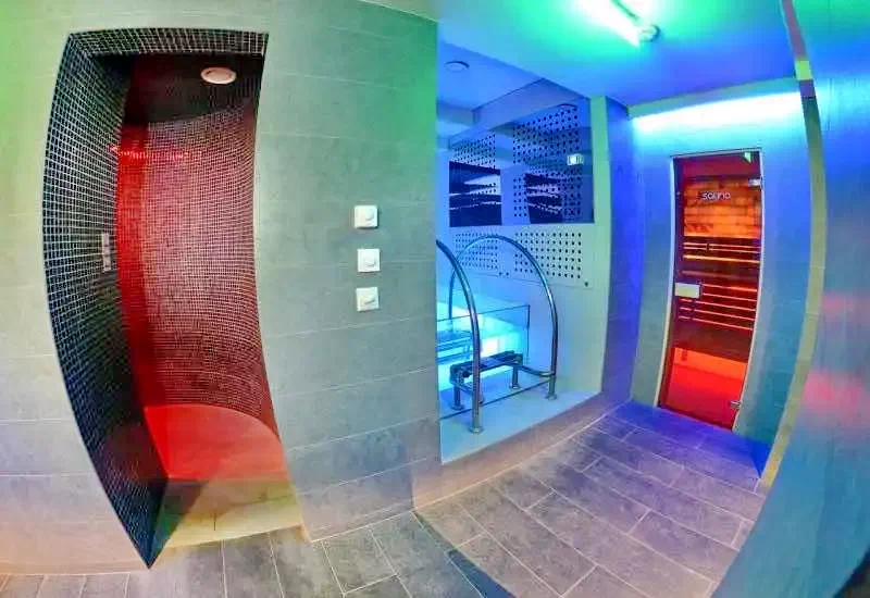 Temesvár Szállás | Hotel**** (K0911-31) A kép szerzői jogvédelem alatt állhat. Javasolt a kapcsolatfelvétel a jog tulajdonossal.