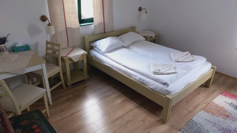 Rimetea Cazare | Pensiune (K1482-48) Imaginea poate fi supusă drepturilor de autor. Se recomandă contactarea titularului drepturilor.