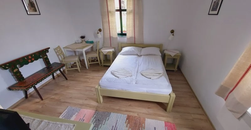 Rimetea Cazare | Pensiune (K1482-50) Imaginea poate fi supusă drepturilor de autor. Se recomandă contactarea titularului drepturilor.