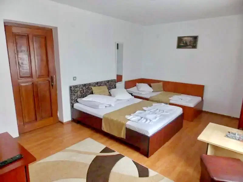 Rânca Cazare | Motel (K0540-22) Imaginea poate fi supusă drepturilor de autor. Se recomandă contactarea titularului drepturilor.