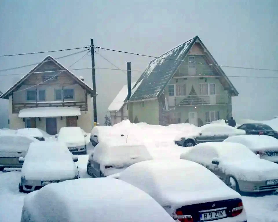 Rânca Cazare | Motel (K0540-28) Imaginea poate fi supusă drepturilor de autor. Se recomandă contactarea titularului drepturilor.