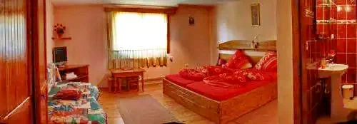 Vișeu de Sus Cazare | Motel (K1056-17) Imaginea poate fi supusă drepturilor de autor. Se recomandă contactarea titularului drepturilor.